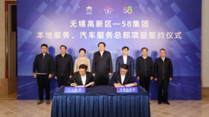 在选择月嫂和育儿嫂时，家庭可以根据以下标准进行判断：